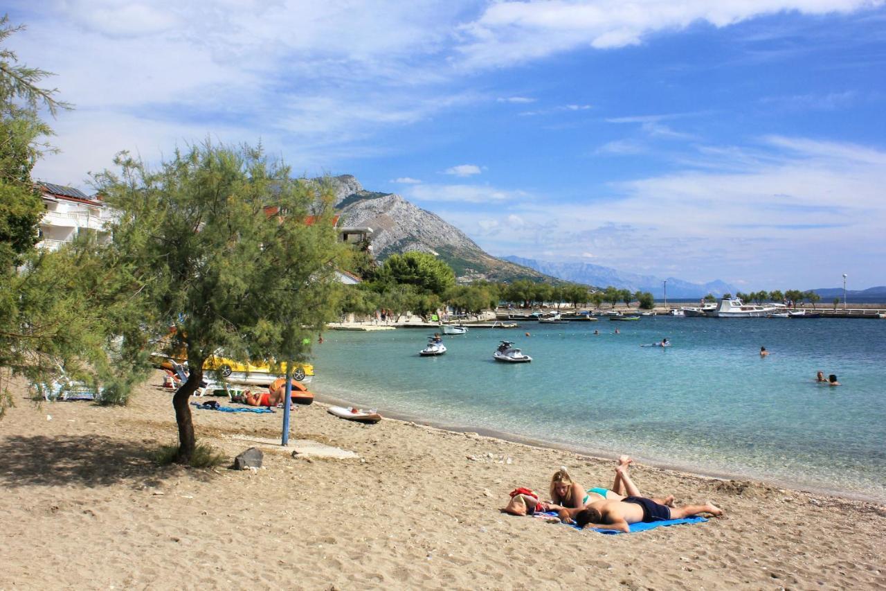 Apartments By The Sea Duce, Omis - 2731 Dugi Rat Zewnętrze zdjęcie