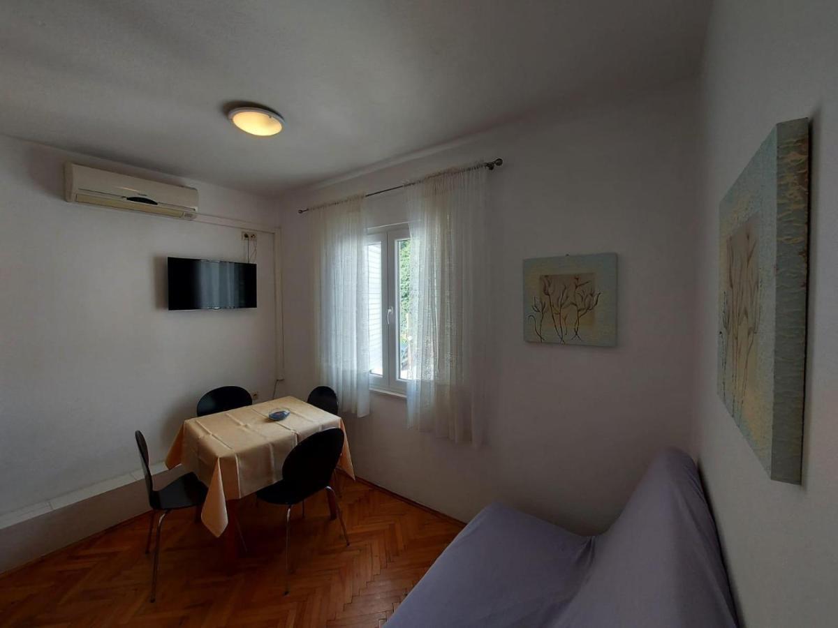 Apartments By The Sea Duce, Omis - 2731 Dugi Rat Zewnętrze zdjęcie