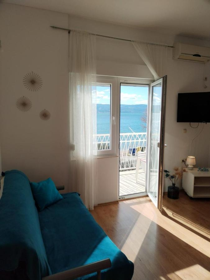 Apartments By The Sea Duce, Omis - 2731 Dugi Rat Zewnętrze zdjęcie